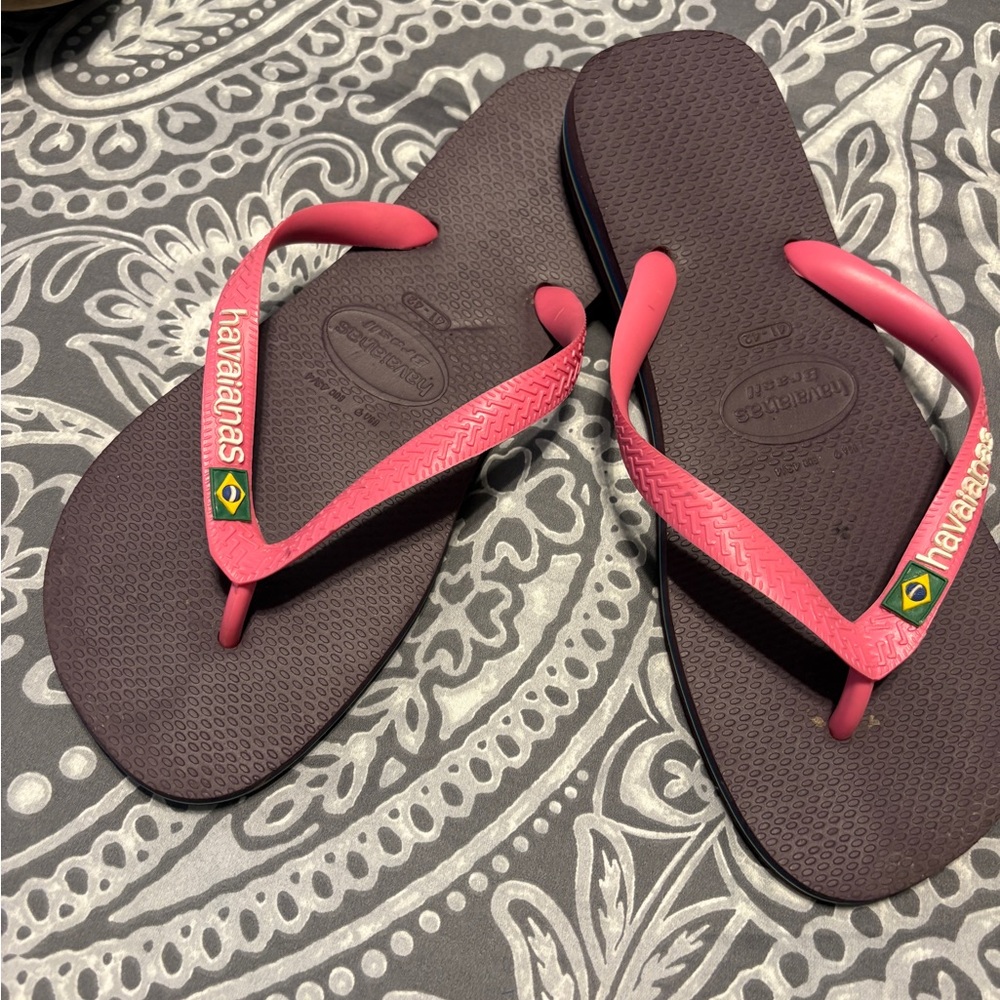 Havaianas Dark Purple and Pink Sandals